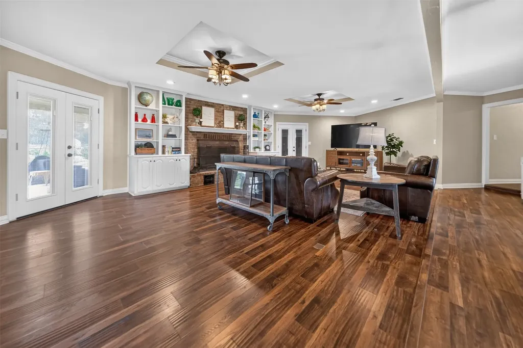 224 Private Road 6243 Canton TX 75103