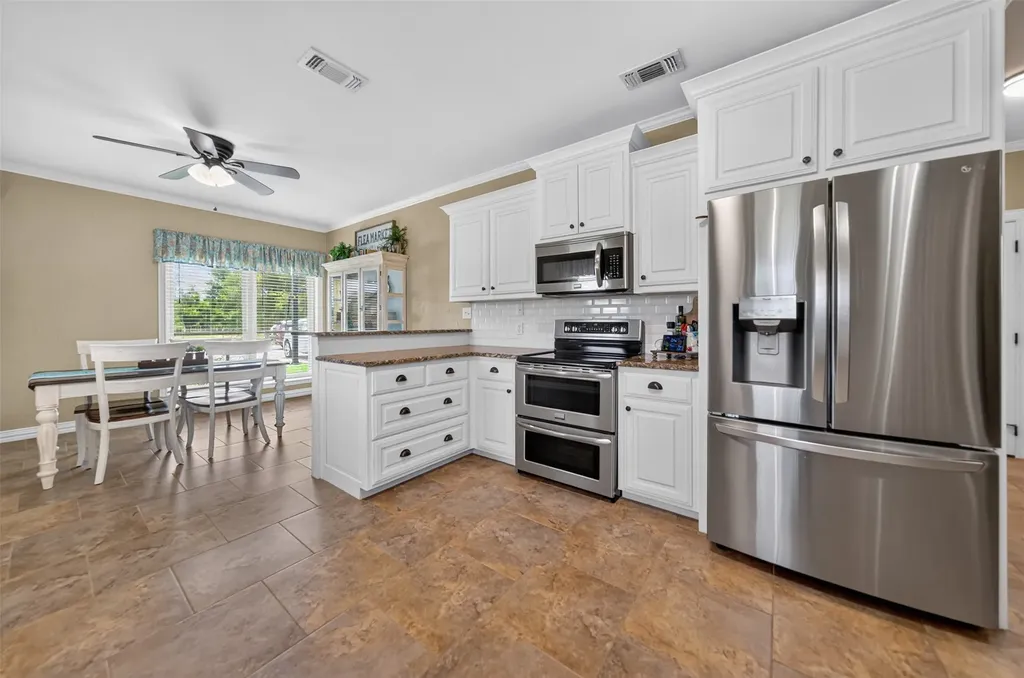 224 Private Road 6243 Canton TX 75103
