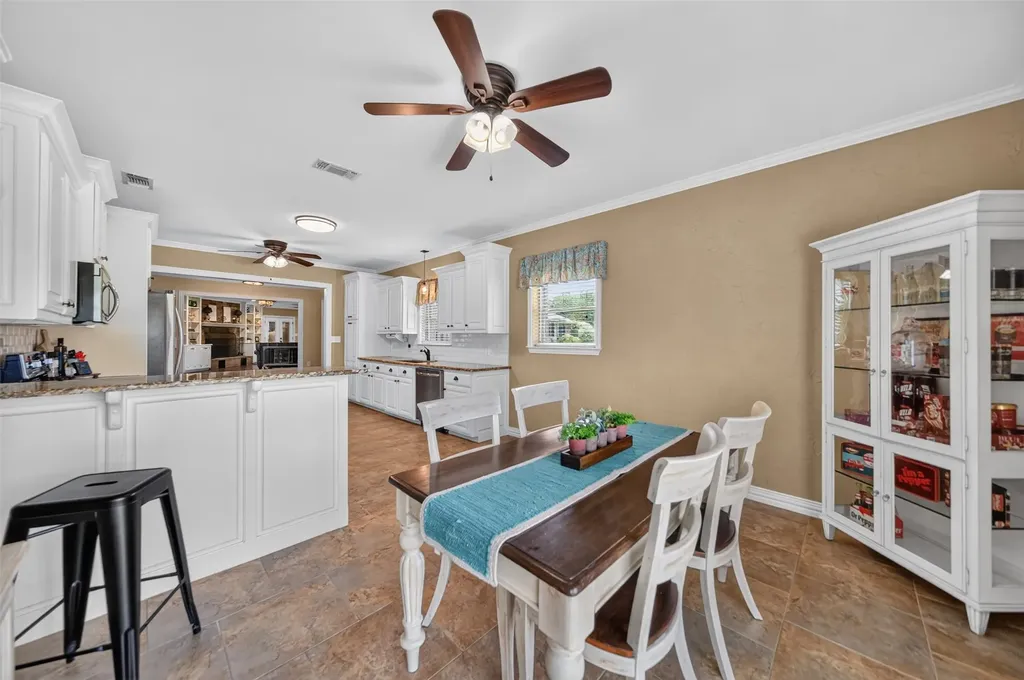 224 Private Road 6243 Canton TX 75103