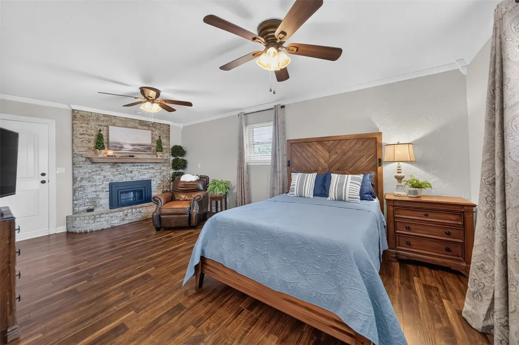 224 Private Road 6243 Canton TX 75103