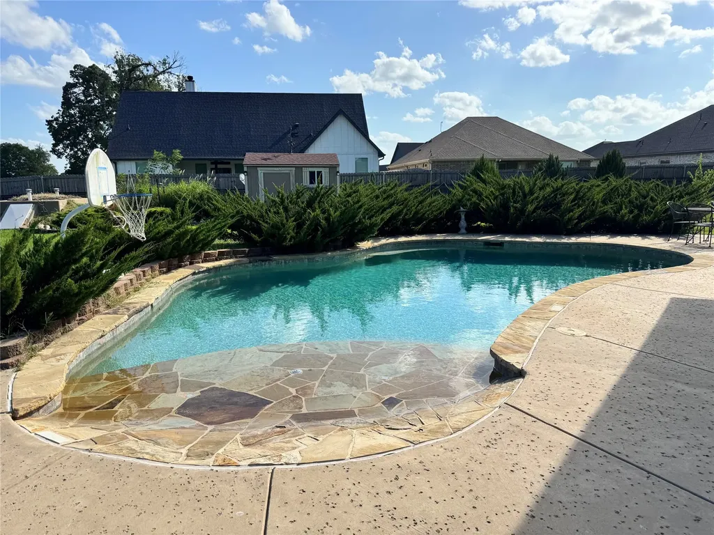 224 Private Road 6243 Canton TX 75103