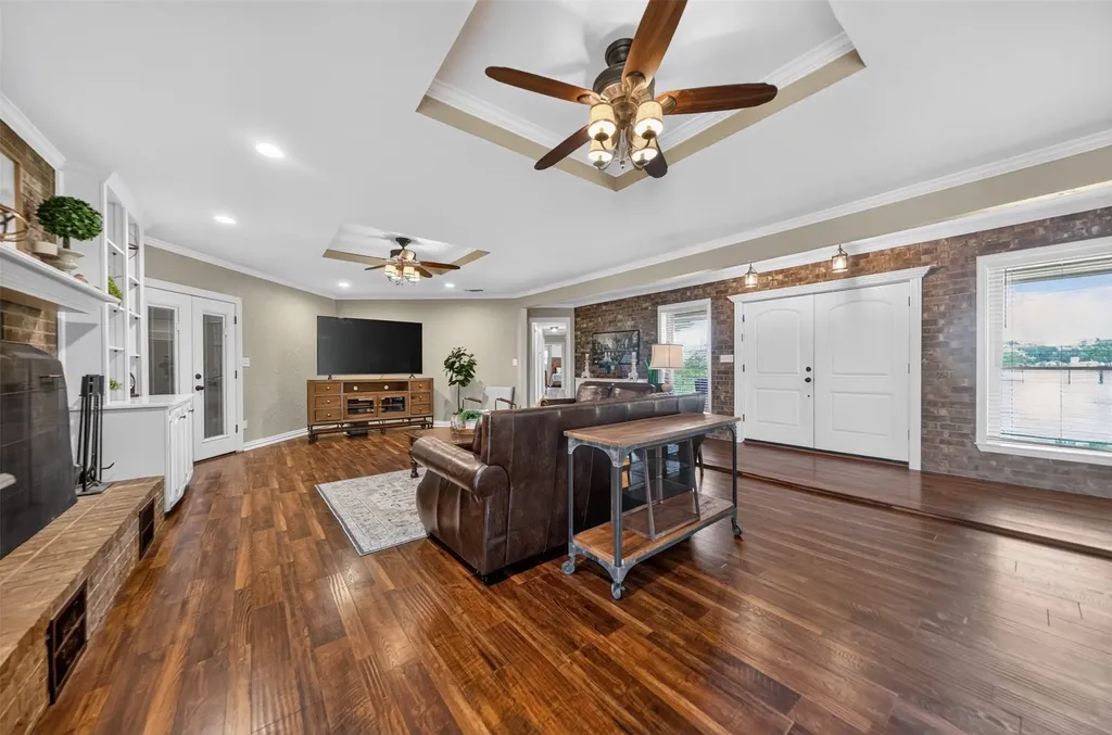 224 Private Road 6243 Canton TX 75103