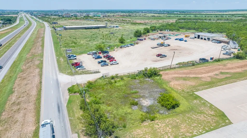 2458 E Overland Trail Abilene TX 79601