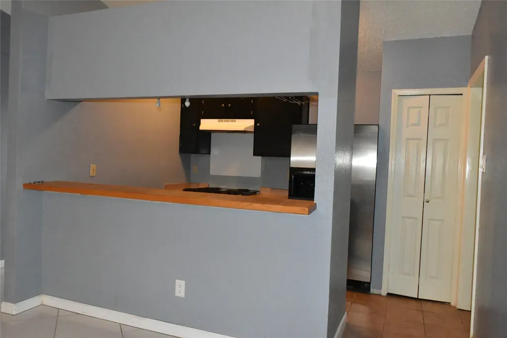 2014 High Bluff Drive Garland TX 75041