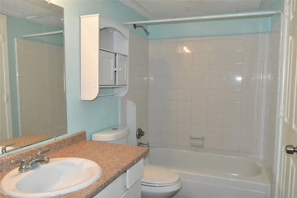2014 High Bluff Drive Garland TX 75041