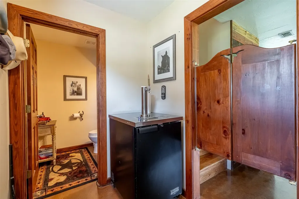 7744 Wd Court Lipan TX 76462