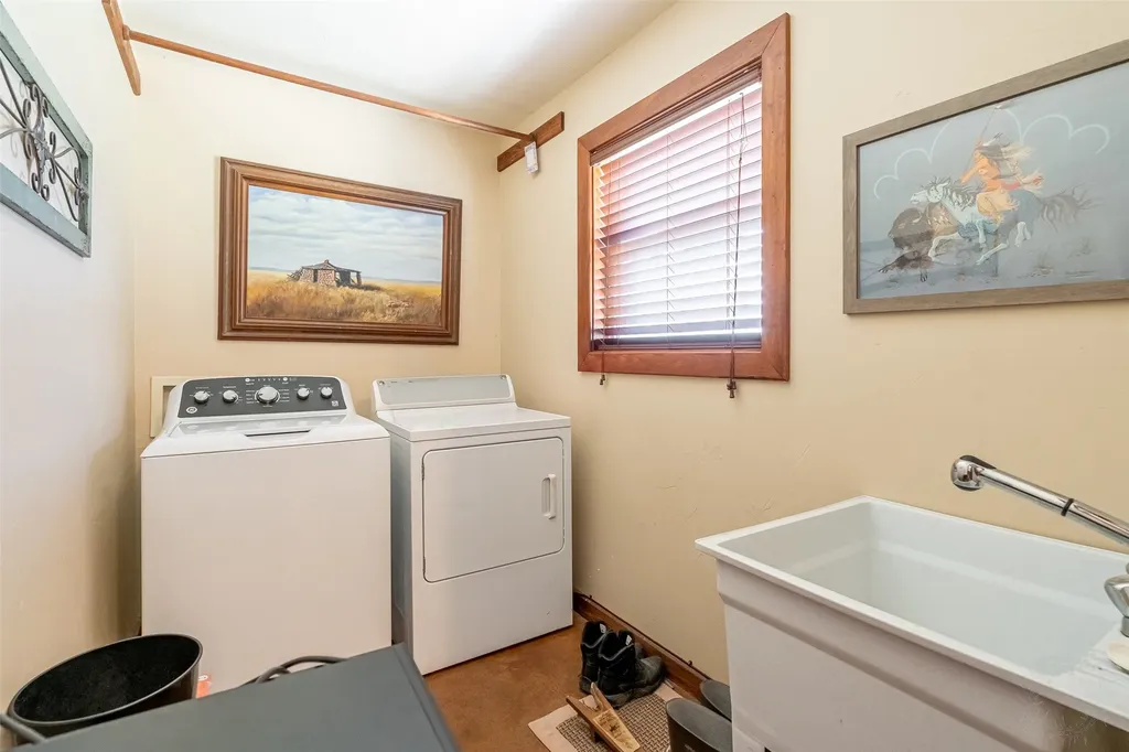 7744 Wd Court Lipan TX 76462