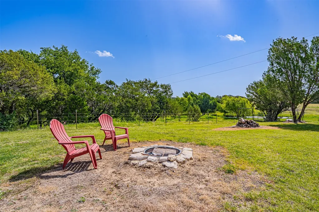7744 Wd Court Lipan TX 76462