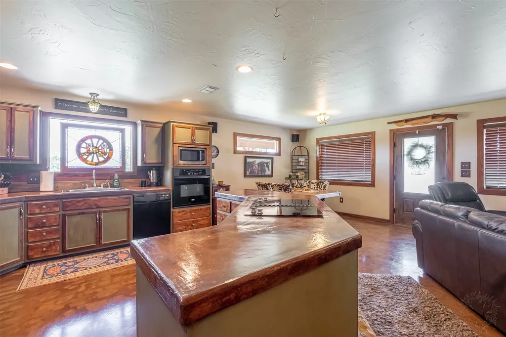 7744 Wd Court Lipan TX 76462