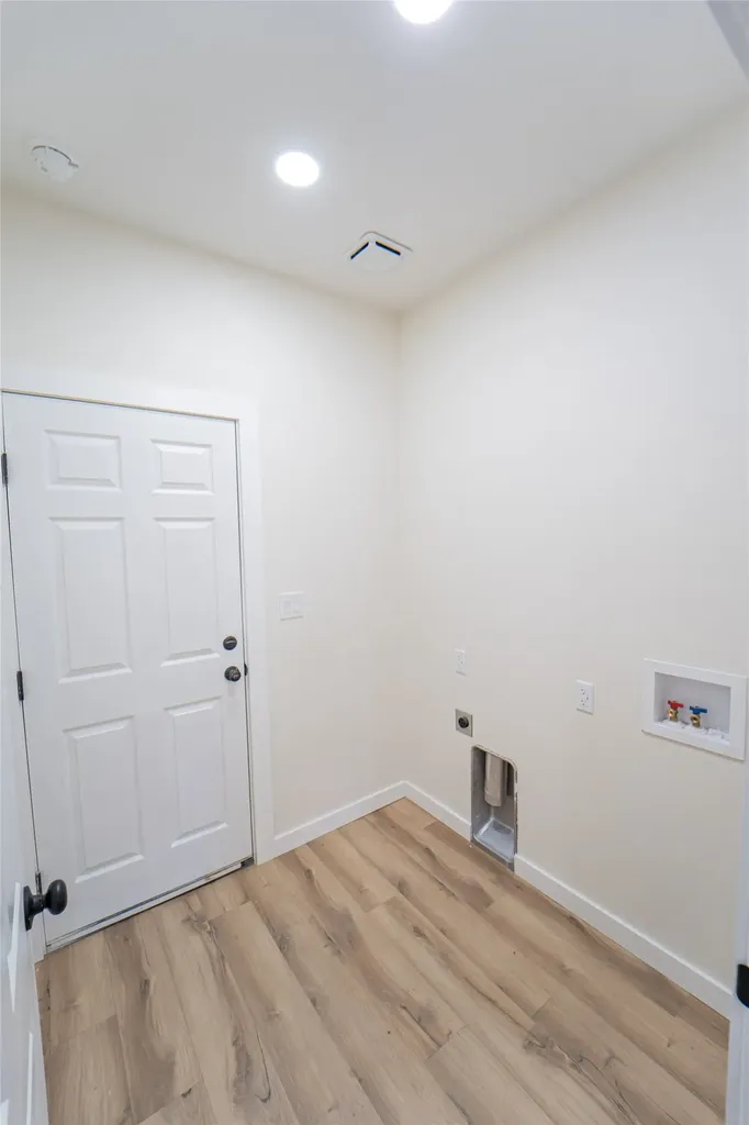 614 W Wheeler Street Breckenridge TX 76424