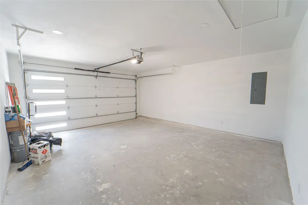 614 W Wheeler Street Breckenridge TX 76424