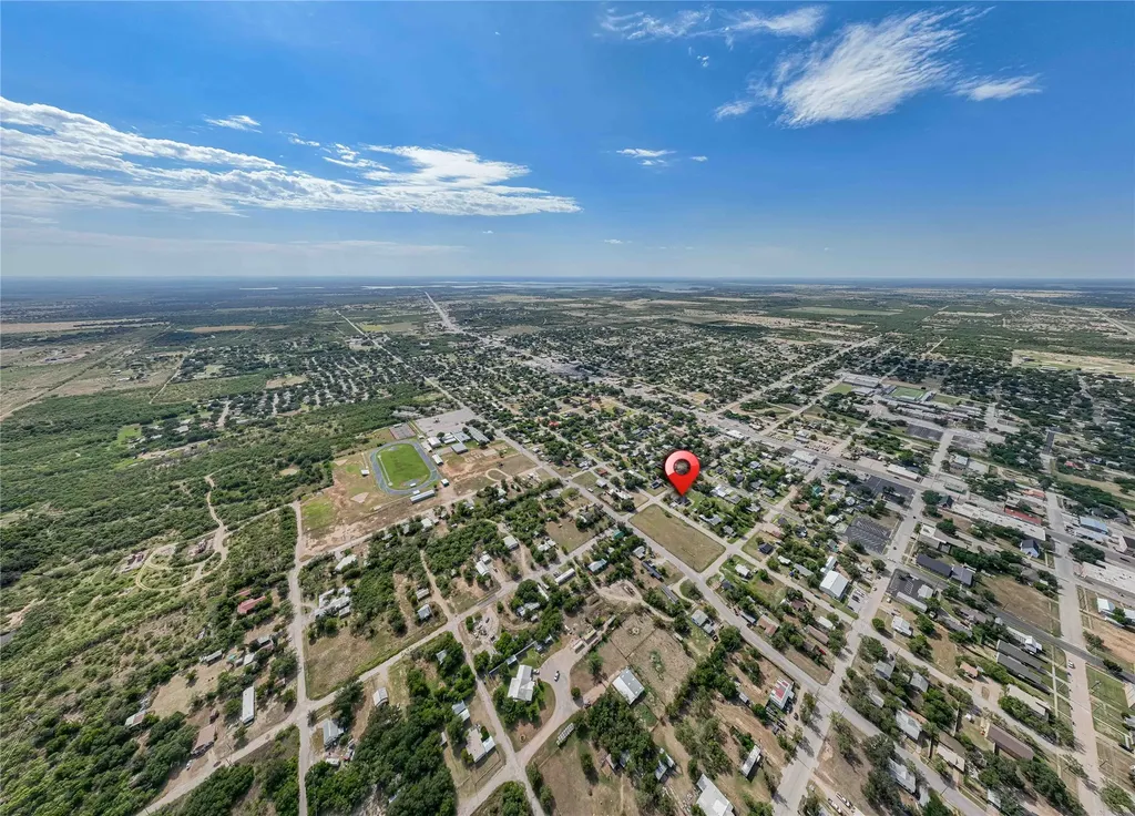 614 W Wheeler Street Breckenridge TX 76424