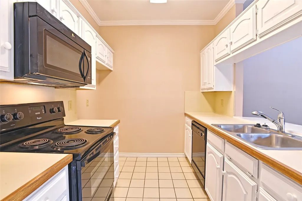 145 E Windsor Drive Denton TX 76209