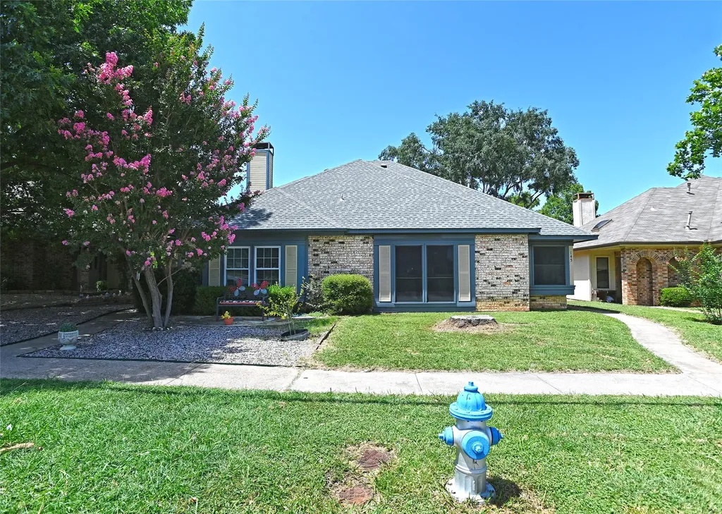 145 E Windsor Drive Denton TX 76209