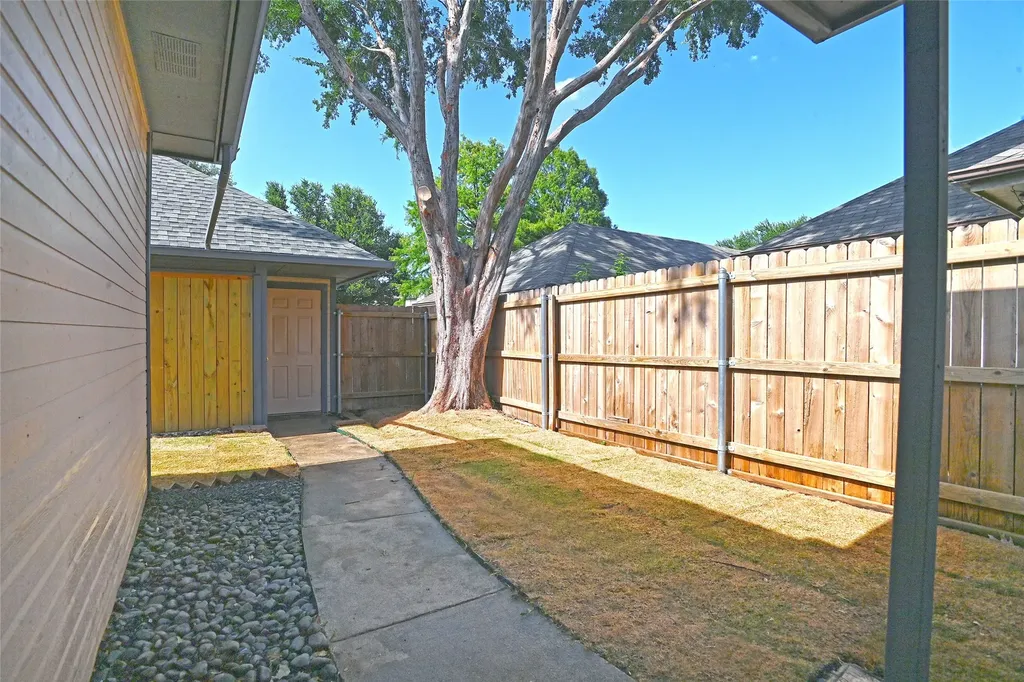 145 E Windsor Drive Denton TX 76209