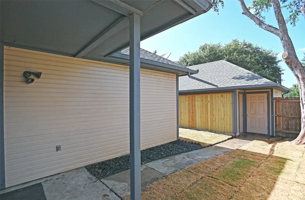 145 E Windsor Drive Denton TX 76209