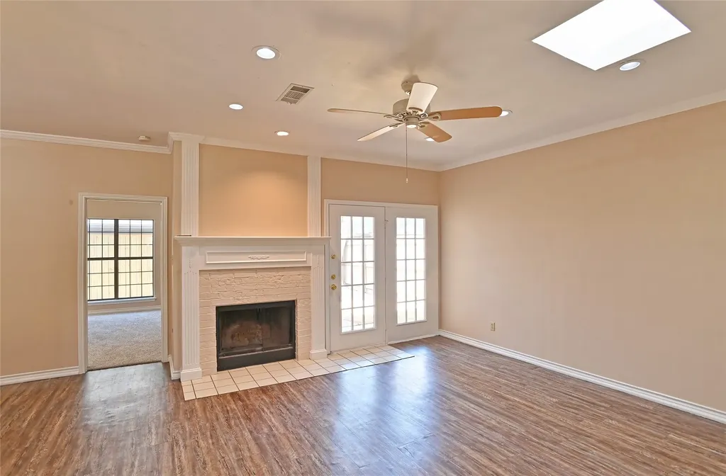 145 E Windsor Drive Denton TX 76209