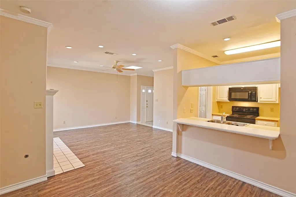 145 E Windsor Drive Denton TX 76209