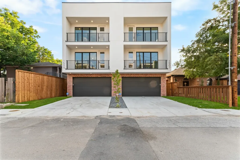 1505 Holly Dallas TX 75204