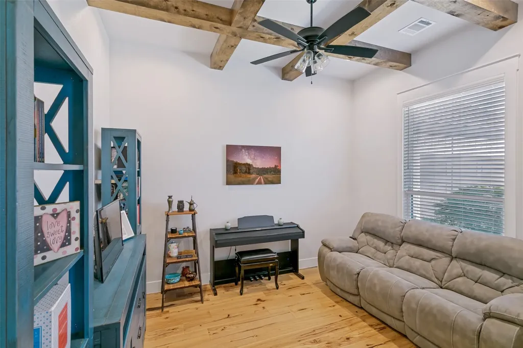 104 Bent Creek Court Cleburne TX 76033