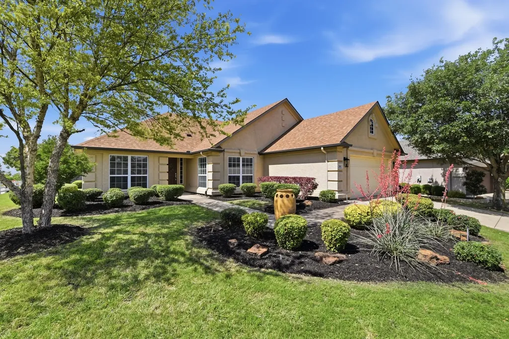 12001 Lockhart Court Denton TX 76207