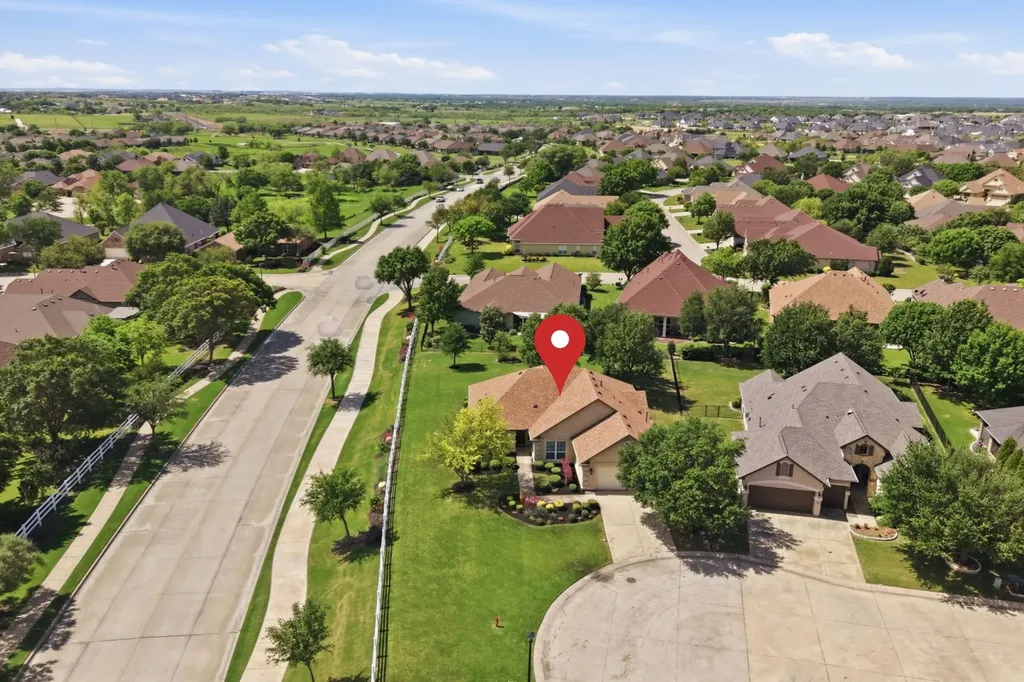 12001 Lockhart Court Denton TX 76207