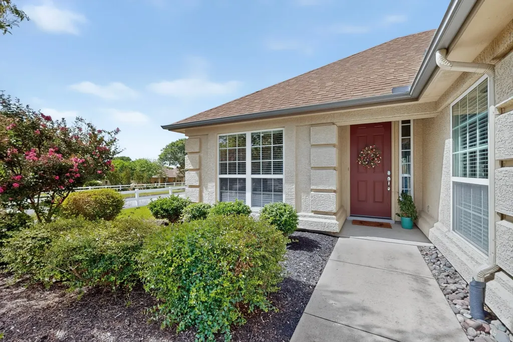12001 Lockhart Court Denton TX 76207