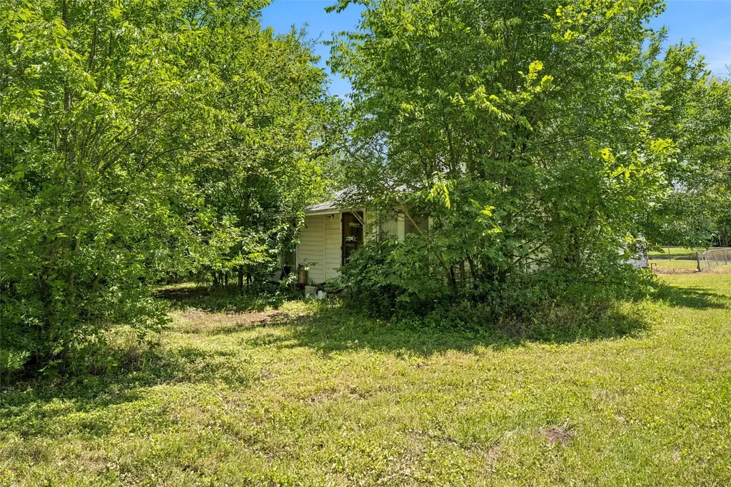 2432 S 9th Street Waco TX 76706