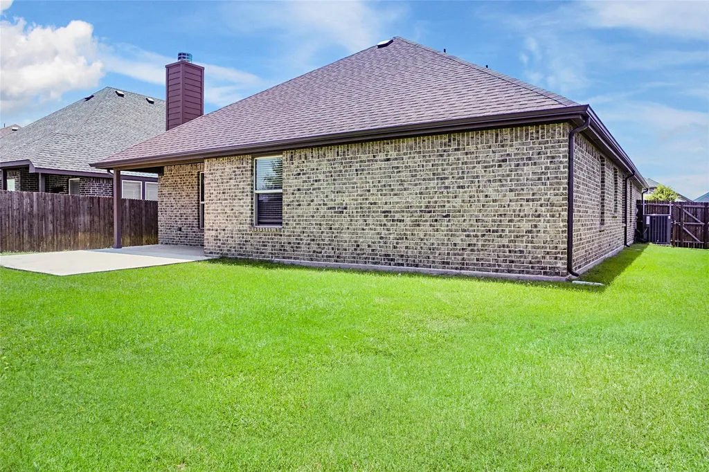 2636 Freemon Place Grand Prairie TX 75052