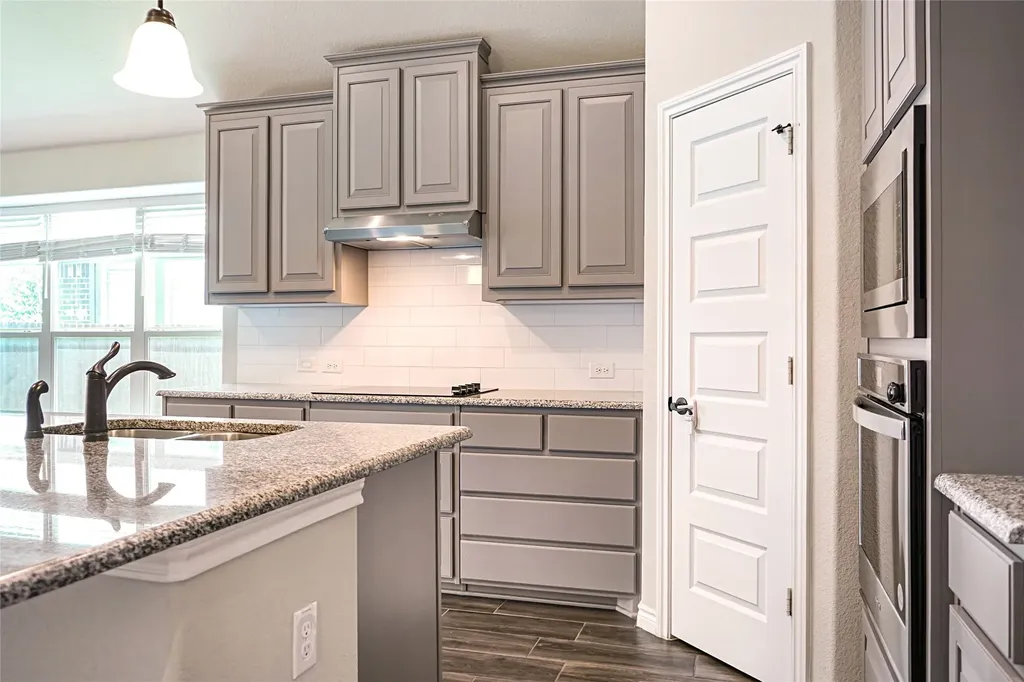 2636 Freemon Place Grand Prairie TX 75052