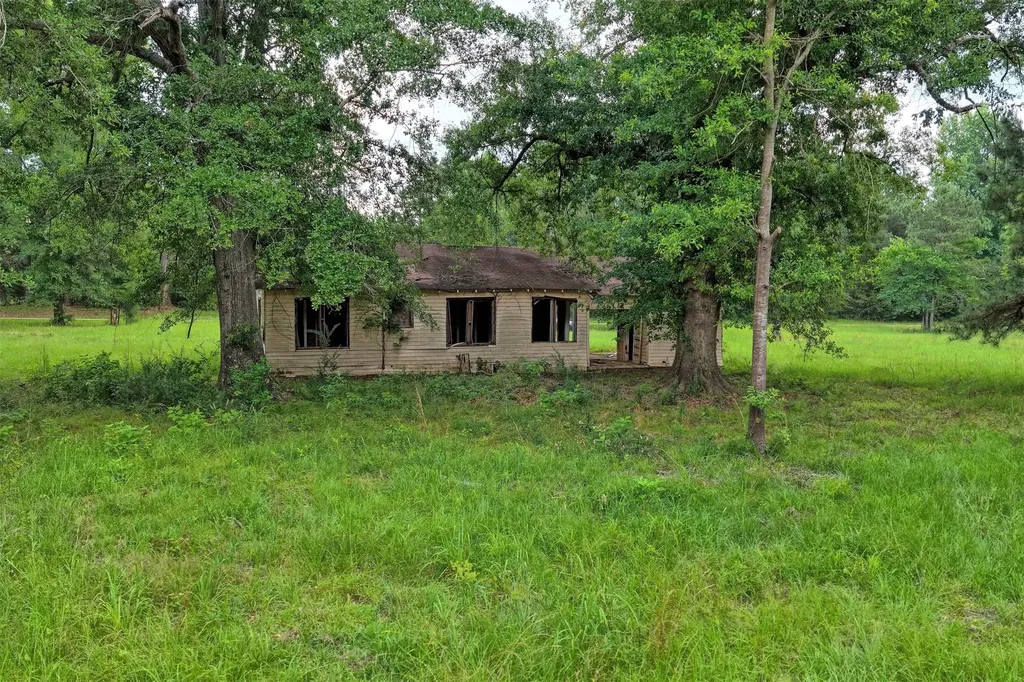 1159 Fm 248 Jefferson TX 75657