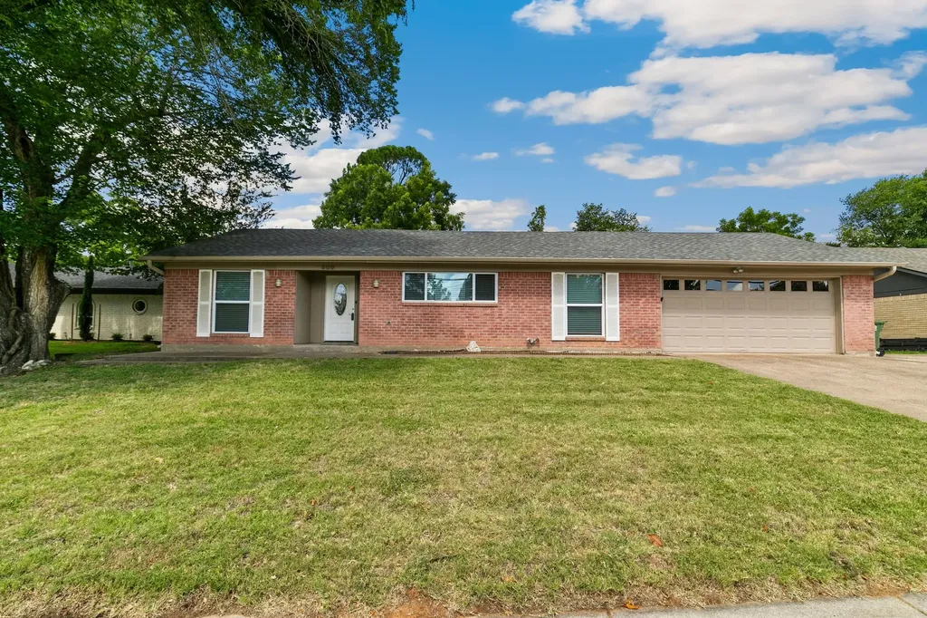 909 N Dove Road Grapevine TX 76051