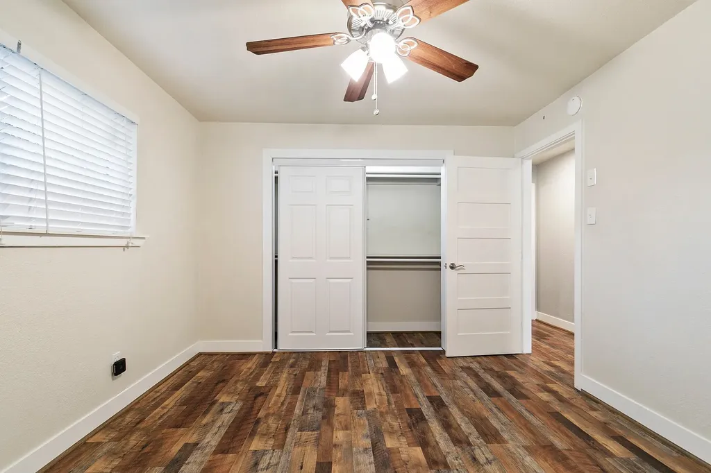 909 N Dove Road Grapevine TX 76051