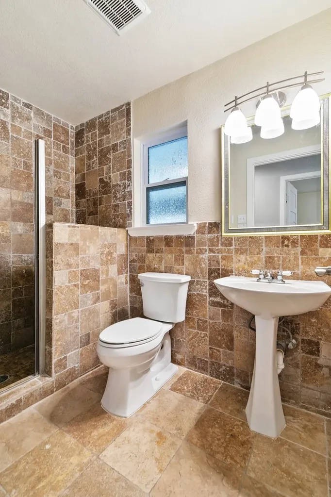 909 N Dove Road Grapevine TX 76051