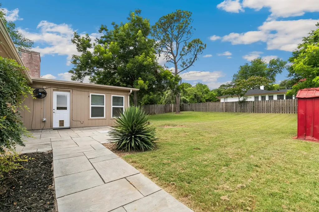 909 N Dove Road Grapevine TX 76051