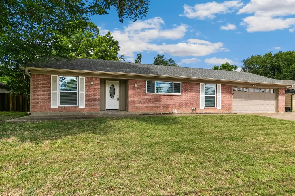 909 N Dove Road Grapevine TX 76051