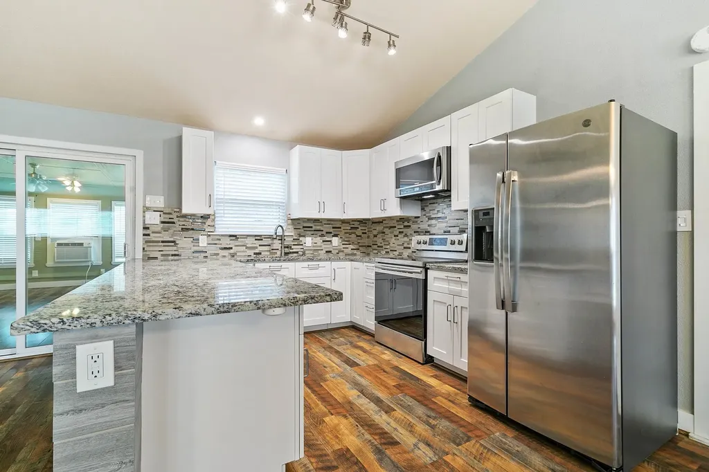 909 N Dove Road Grapevine TX 76051