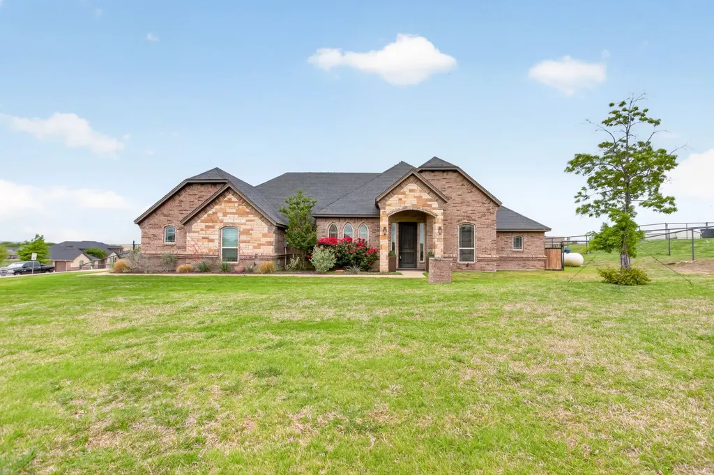 7320 Spring Ranch Court Godley TX 76044