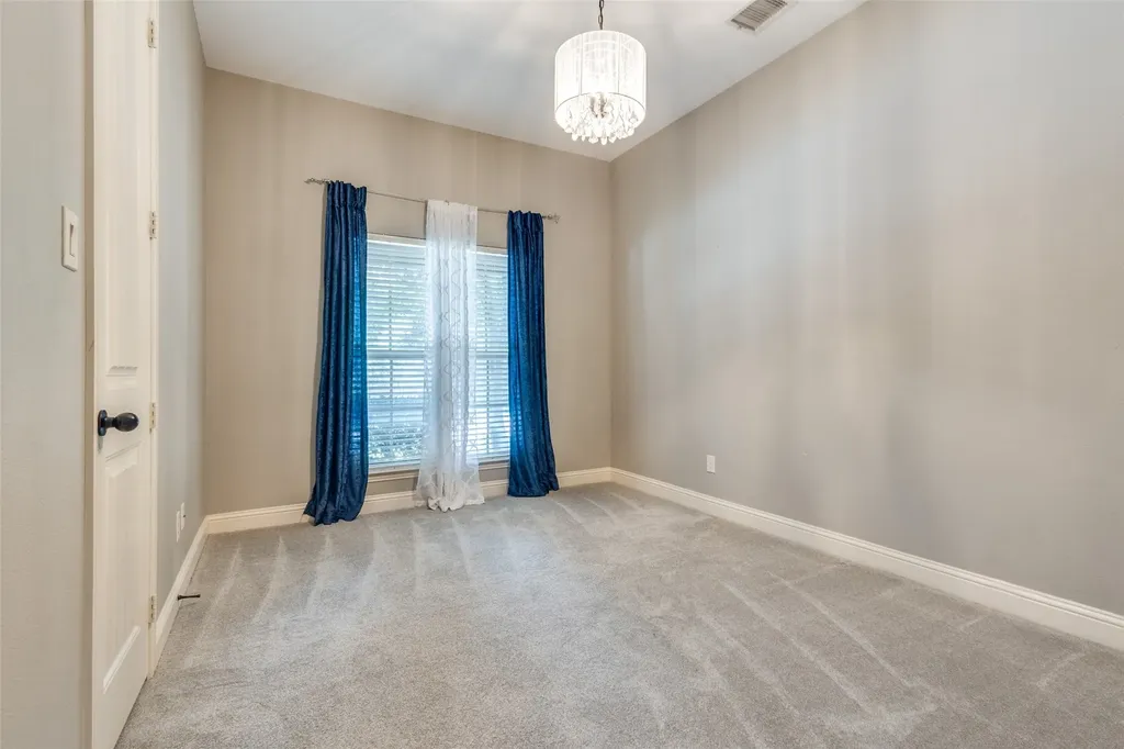 1436 Foster Street Lantana TX 76226