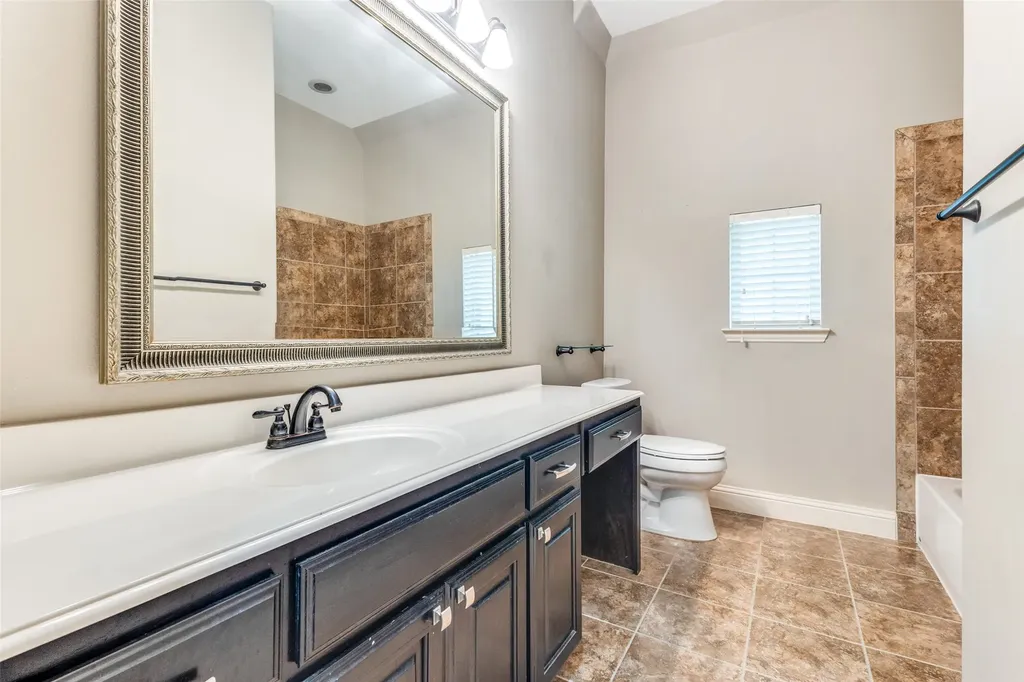 1436 Foster Street Lantana TX 76226