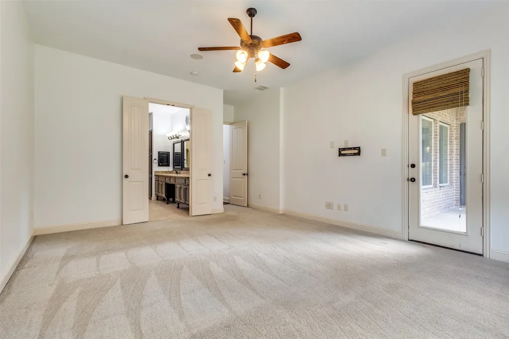 1436 Foster Street Lantana TX 76226