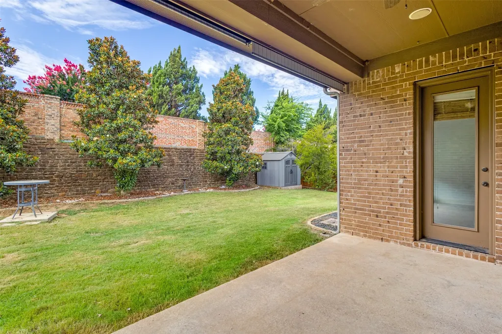 1436 Foster Street Lantana TX 76226