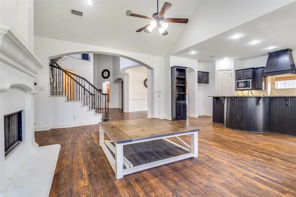 1436 Foster Street Lantana TX 76226