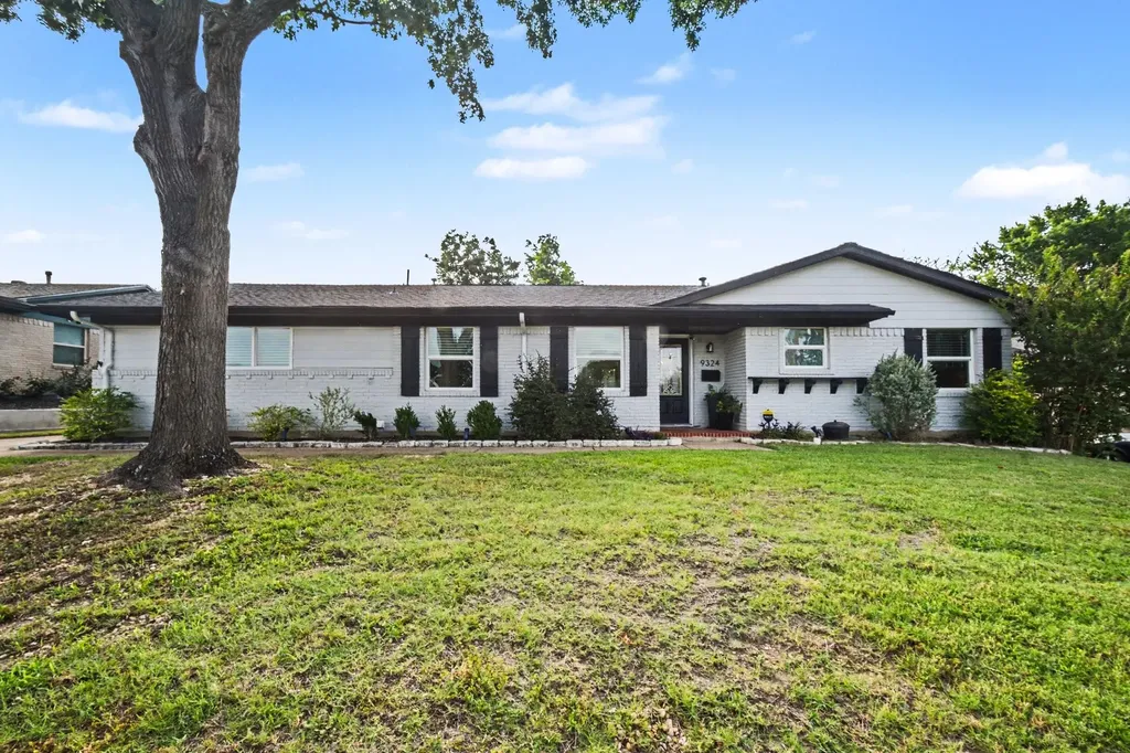9324 Clearwater Drive Dallas TX 75243