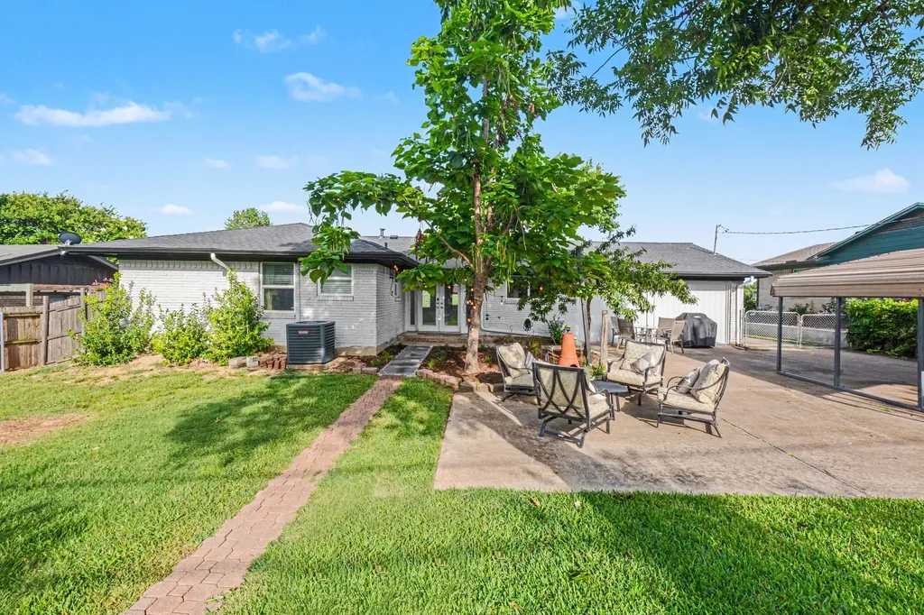 9324 Clearwater Drive Dallas TX 75243