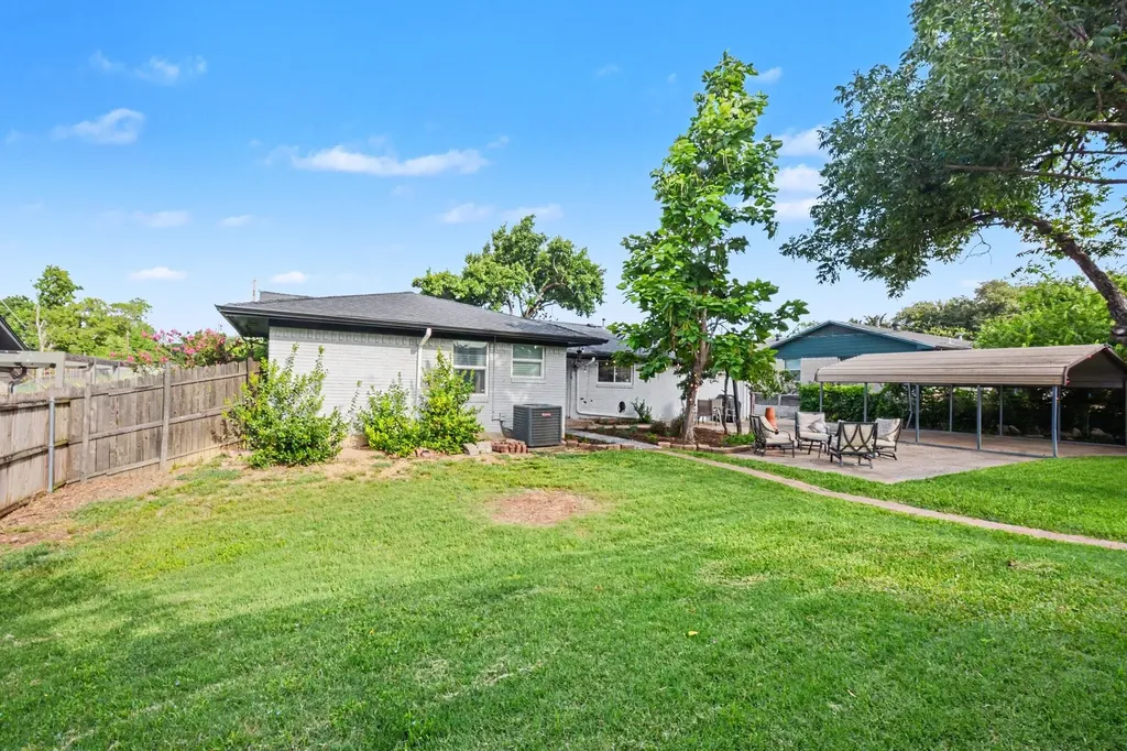 9324 Clearwater Drive Dallas TX 75243