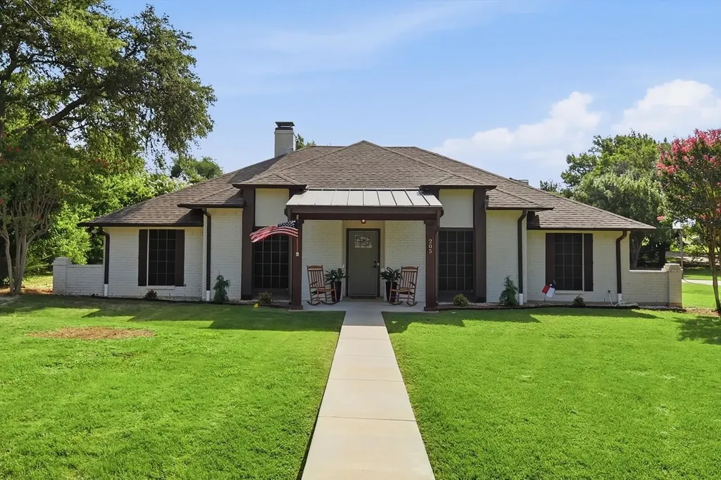 205 N Forest Lane Double Oak TX 75077