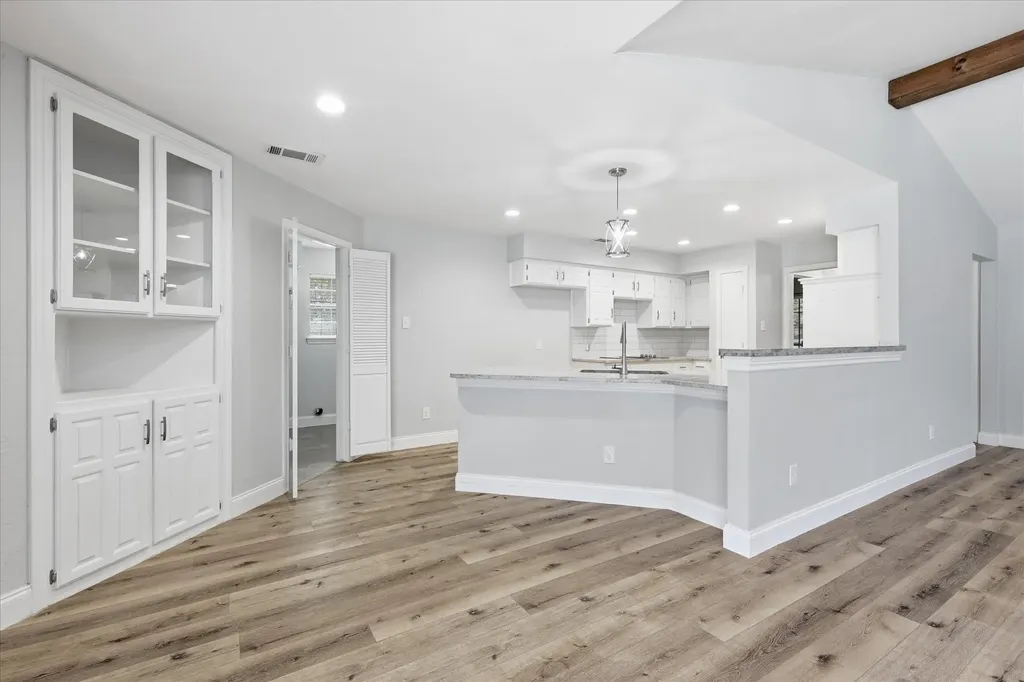 205 N Forest Lane Double Oak TX 75077