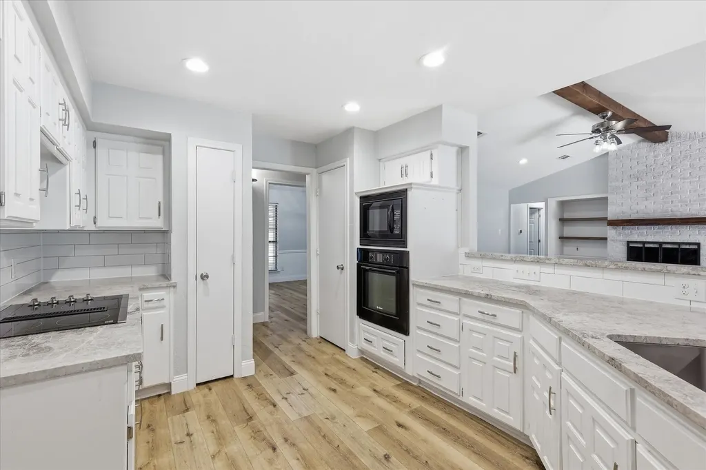 205 N Forest Lane Double Oak TX 75077
