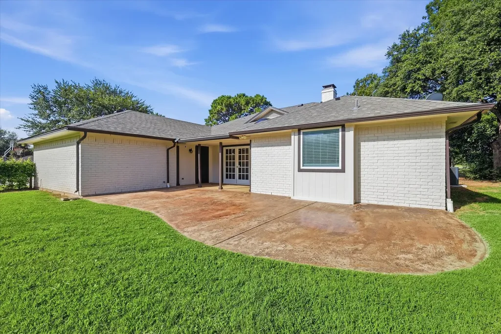205 N Forest Lane Double Oak TX 75077